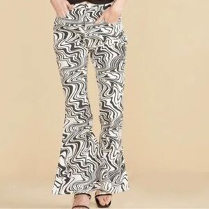 Versona Womens Get Groovy 70s Jeans Ideal Black | Womens Versona Denim size 14